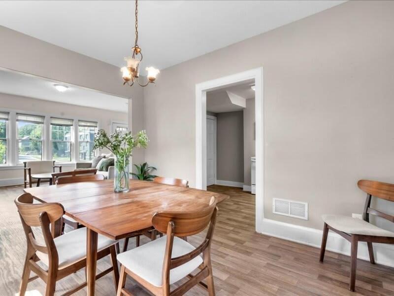 デモイン Chic 2Br Duplex Free Parking Near Hospitalsヴィラ エクステリア 写真