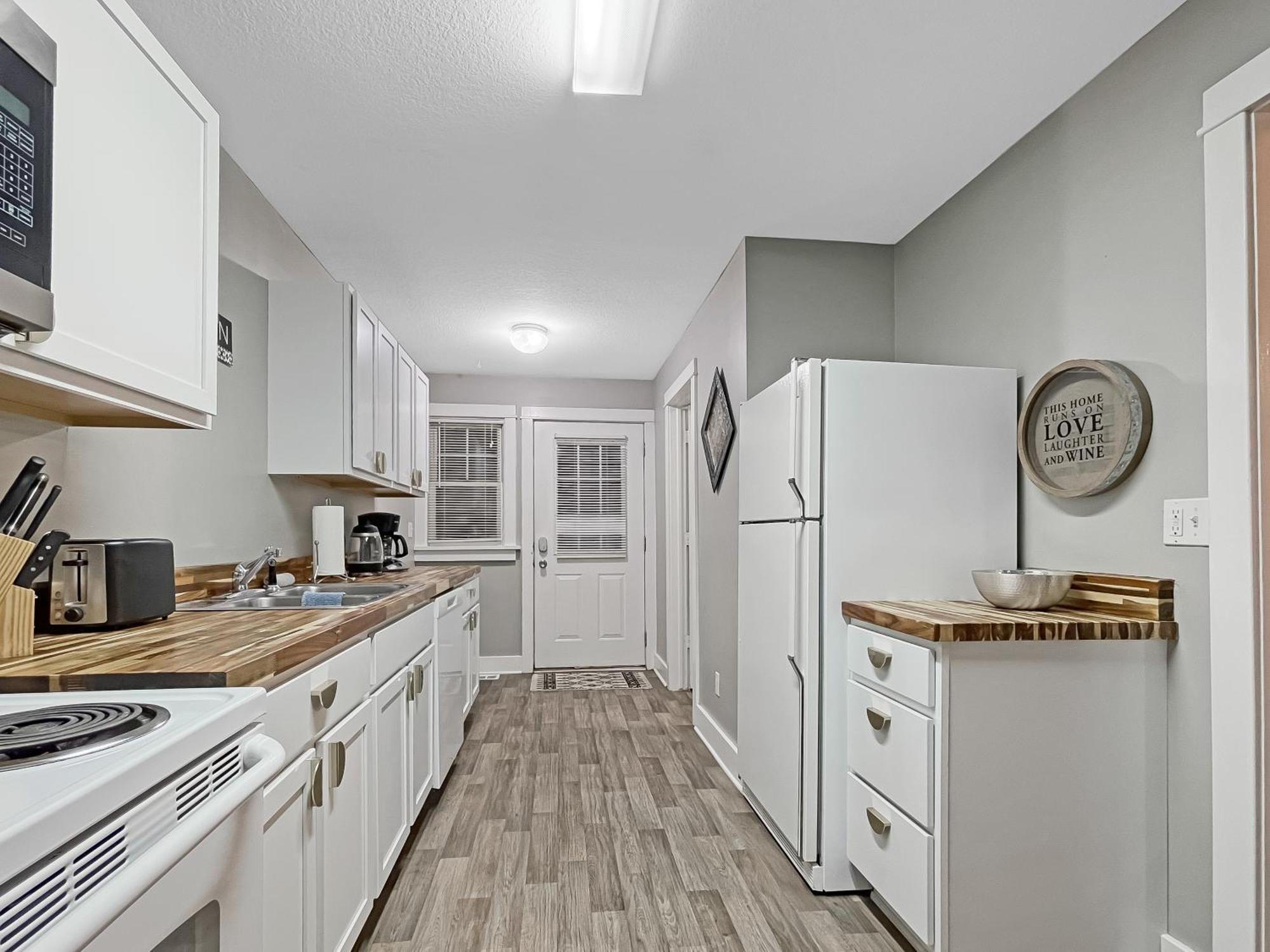 デモイン Chic 2Br Duplex Free Parking Near Hospitalsヴィラ エクステリア 写真