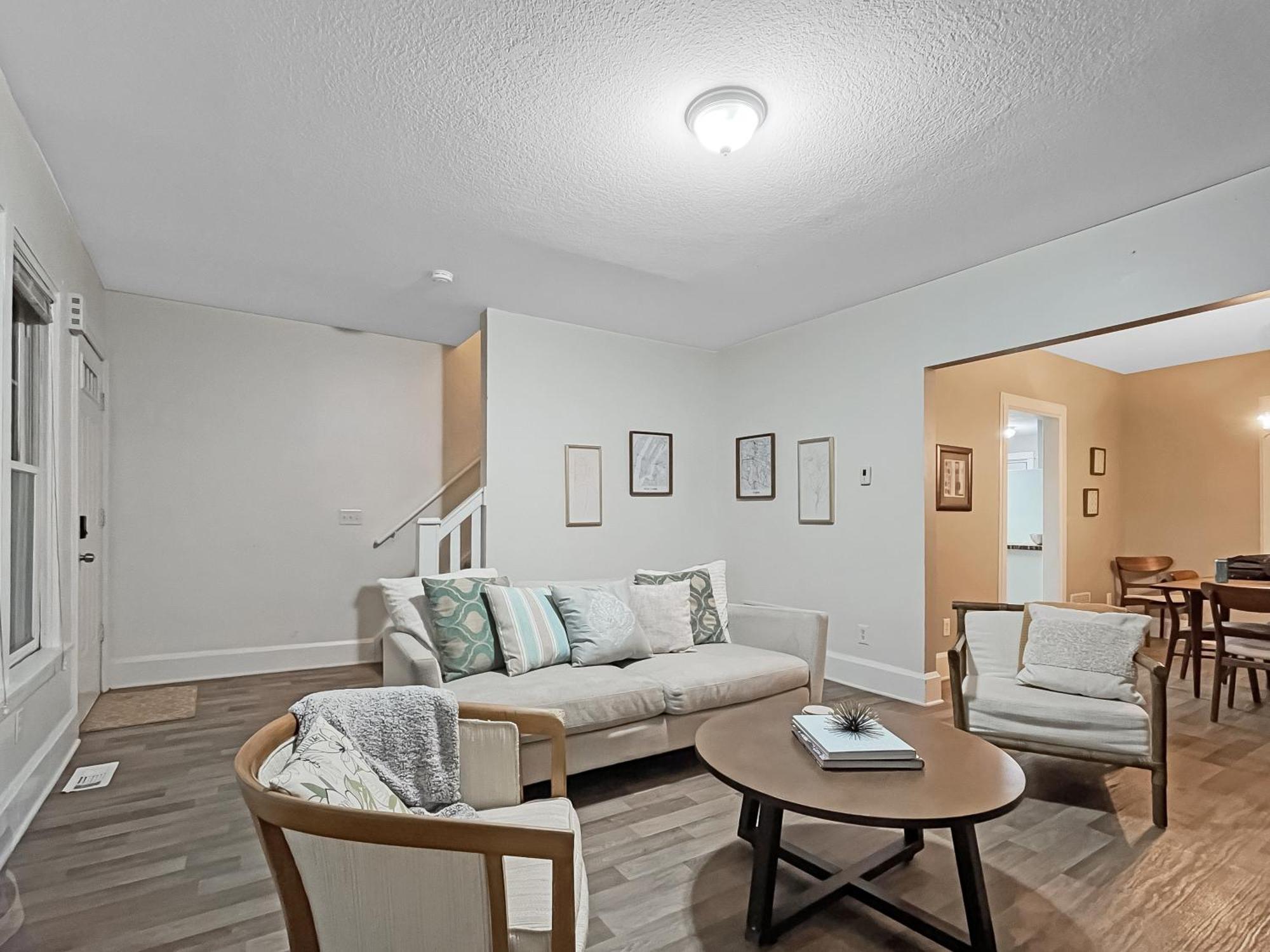 デモイン Chic 2Br Duplex Free Parking Near Hospitalsヴィラ エクステリア 写真